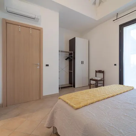 Villino Azul فيلة ألغيرو